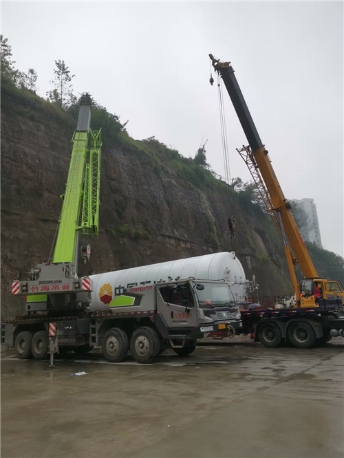 金台区“不怕风雨冻”—— 吊车的 “恶劣环境适应” 技术